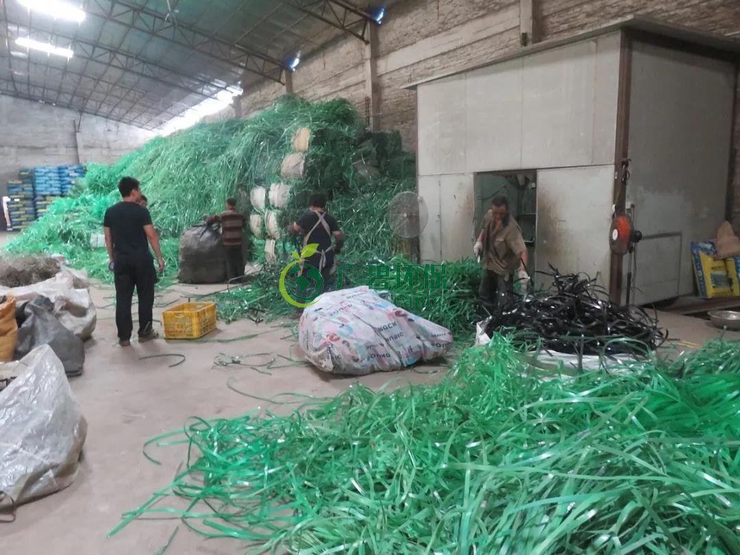 佛山大瀝環保部門聯同雅瑤社區開展“散亂污”企業專項整治行動(圖3) 佛山大瀝環保部門聯同雅瑤社區開展“散亂污”企業專項整治行動(圖3)